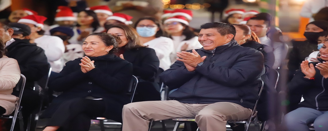 Comparten la magia de la Navidad en la familia DIF Oaxaca
