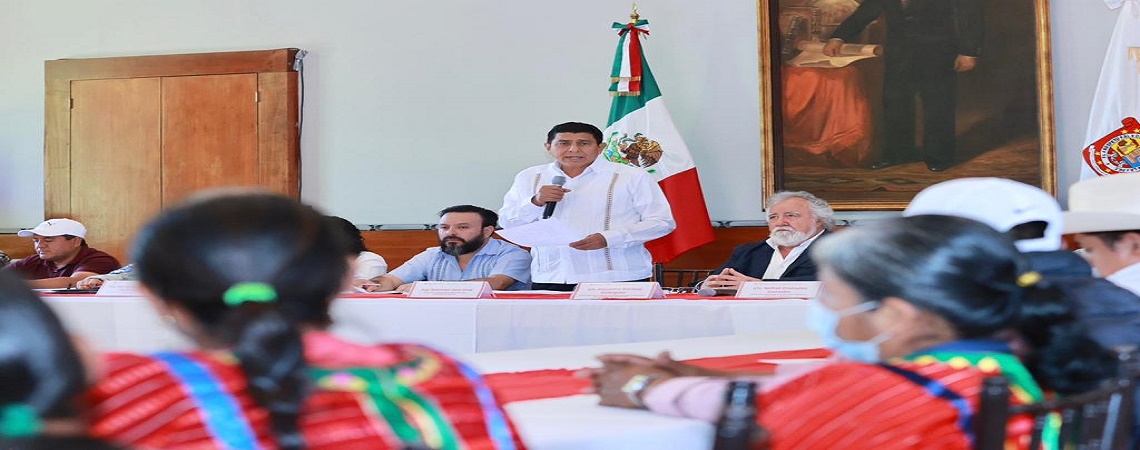 Acuerdan Gobierno de Oaxaca, MULTI y MULT, inicio de proceso para retorno de desplazados a Tierra Blanca