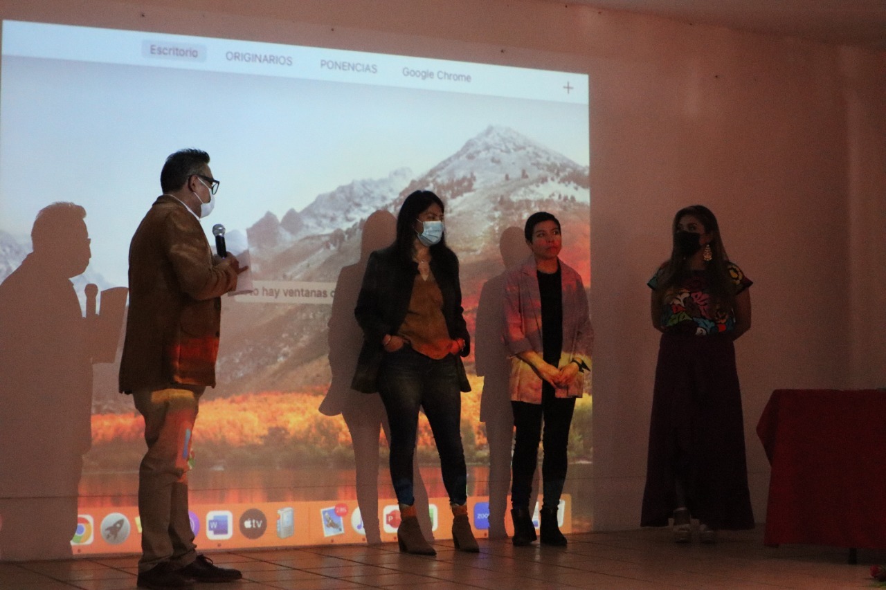 Disertan estudiantes sobre la necesidad de preservar y proteger las manifestaciones culturales de Oaxaca