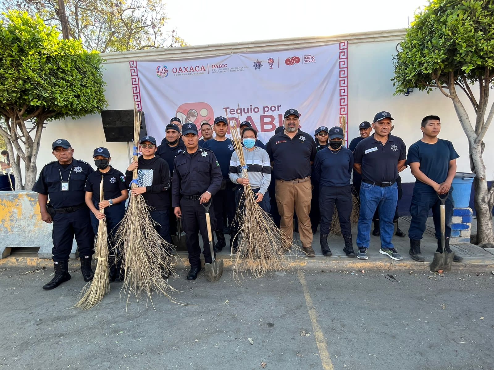 Realizan “Tequio por PABIC 2023” en la Colonia Reforma