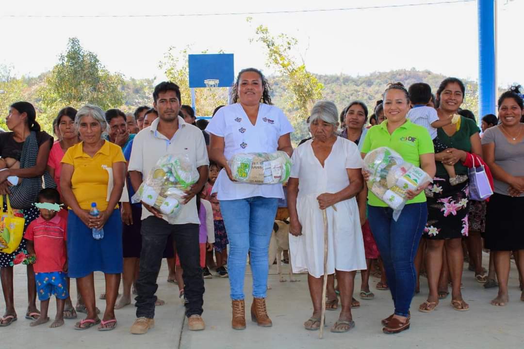 Lleva DIF Oaxaca más de 18 mil dotaciones alimentarias a comunidades con mayor pobreza del país