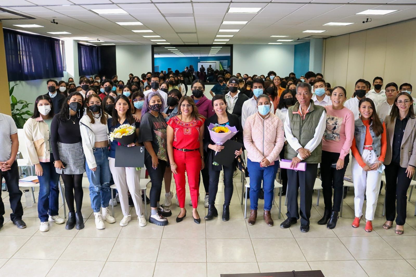 Amplía UTVCO experiencias educativas con modelo transformador