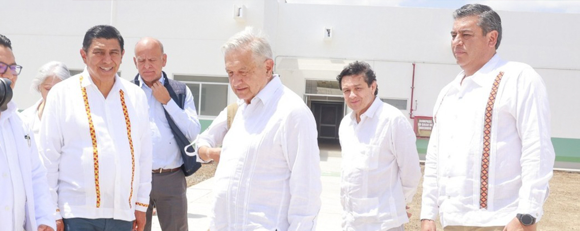 Refrendan Gobierno de Oaxaca y Federación compromiso para brindar un sistema de salud universal y gratuito a la población