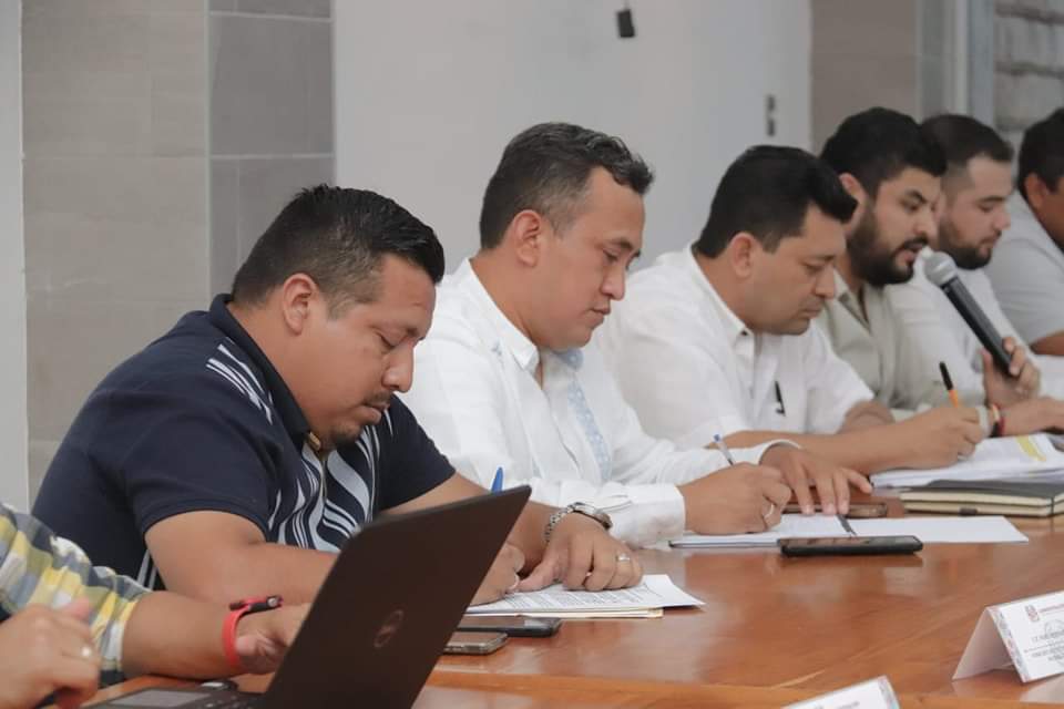 Pide Antonino Morales Toledo a Comisión Negociadora ser sensible para que le vaya bien a Oaxaca