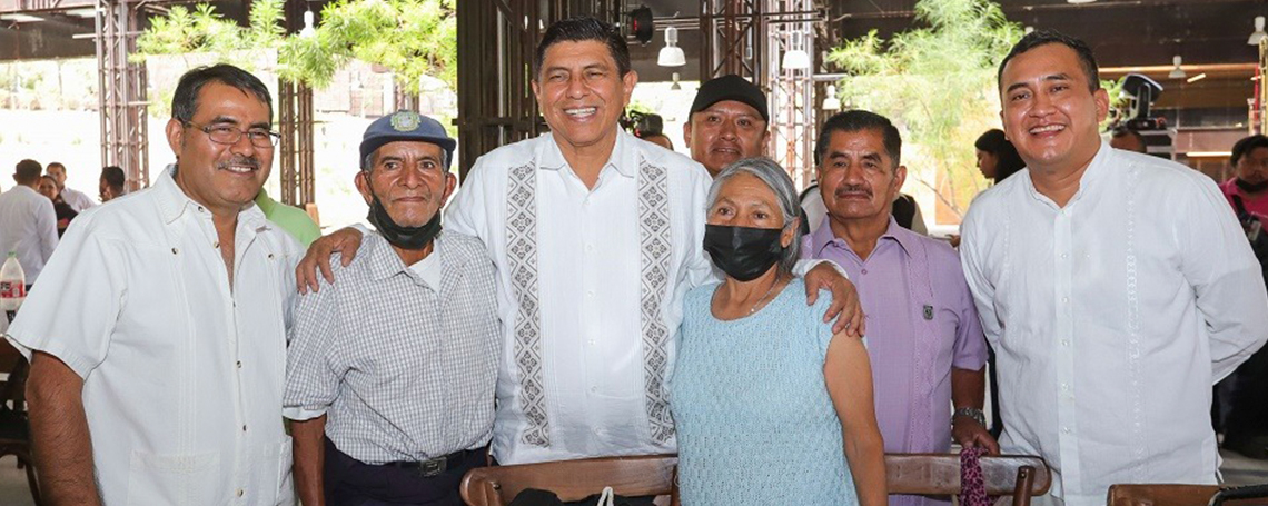 Reconoce Gobierno de Oaxaca contribución de familias voceadoras para fortalecer el pulso crítico de la sociedad