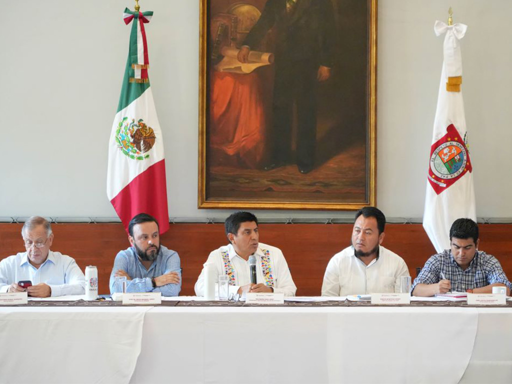 Instala Gobernador Salomón Jara Grupo Interdisciplinario para crear nueva ley estatal de educación