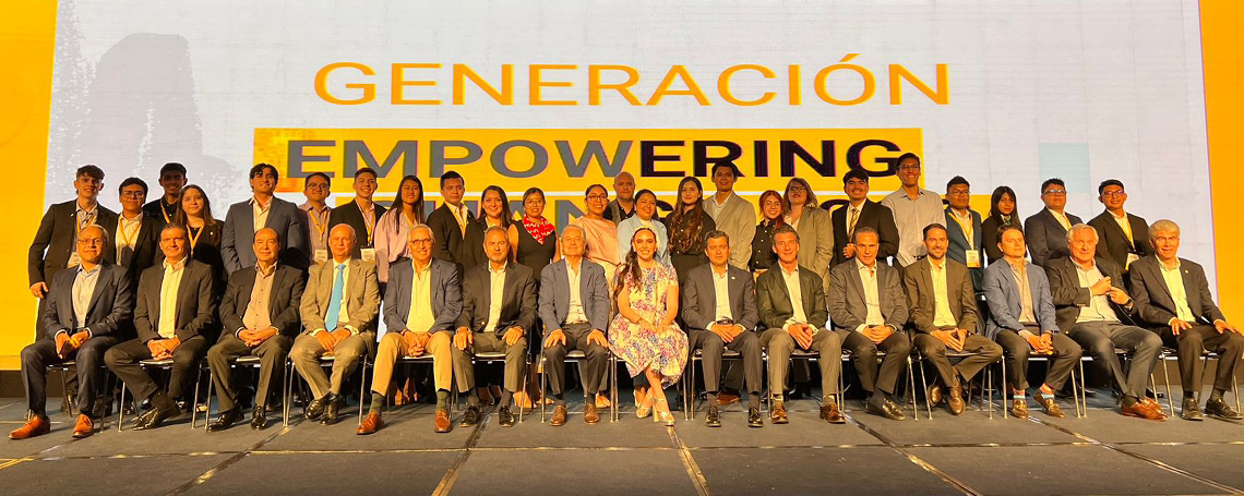 Estudiantes de la UTM reciben reconocimiento por su compromiso con el medio ambiente