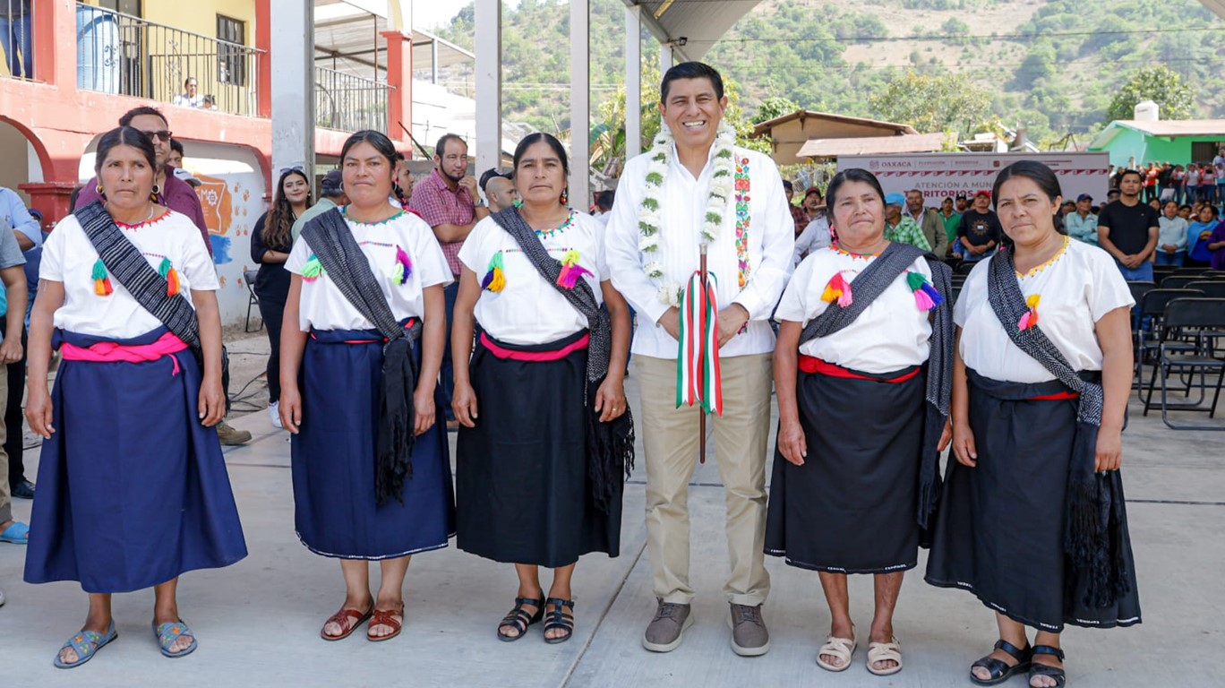 Con acciones de impacto, rescata Gobierno Estatal a Santa Catalina Quierí