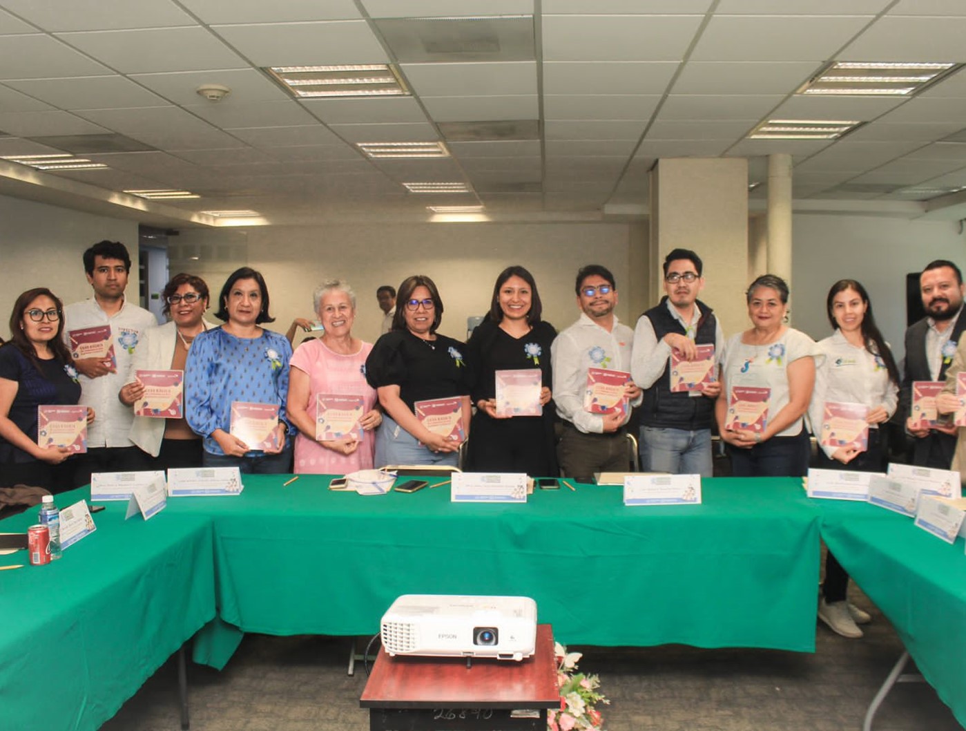  Instalan Comisión para garantizar el acceso seguro a las tecnologías de niñas, niños y adolescentes