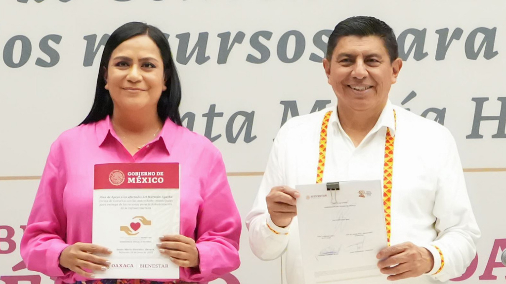 Firman Gobierno de Oaxaca, Secretaría de Bienestar y municipios afectados por Agatha convenio para rehabilitar infraestructura