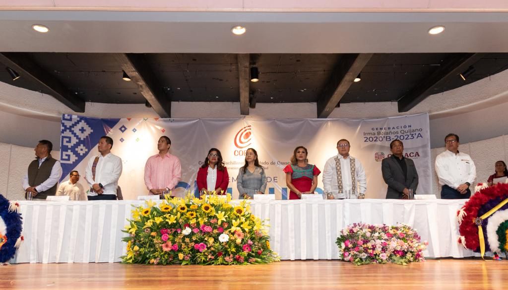Egresan 408 estudiantes del Cobao plantel 32 Cuilápam