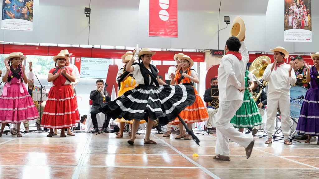 Oaxaca llega a la TAPO con la grandeza de las fiestas de Julio, mes de la Guelaguetza 2023