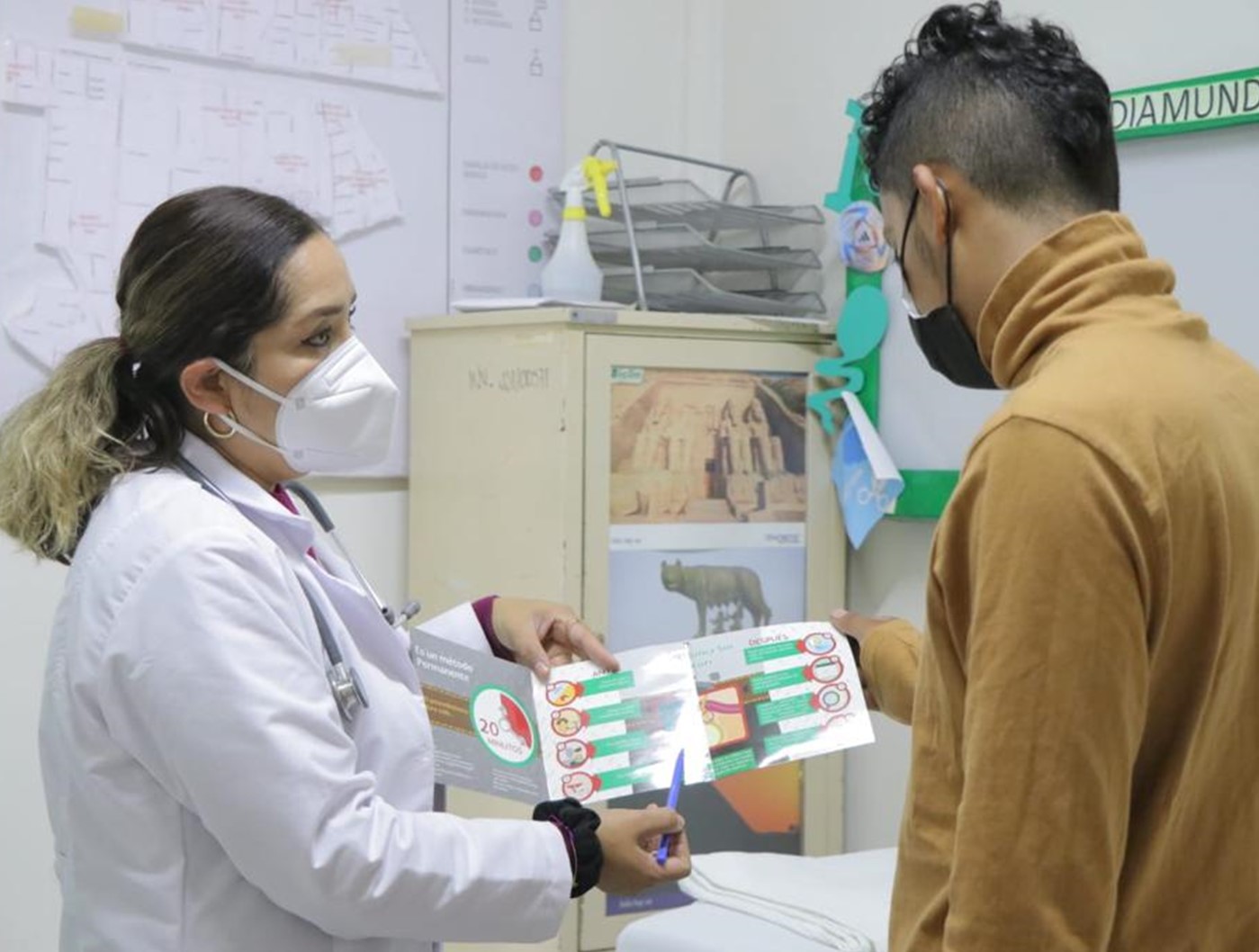 Invita SSO a la población varonil a involucrarse en la planificación familiar