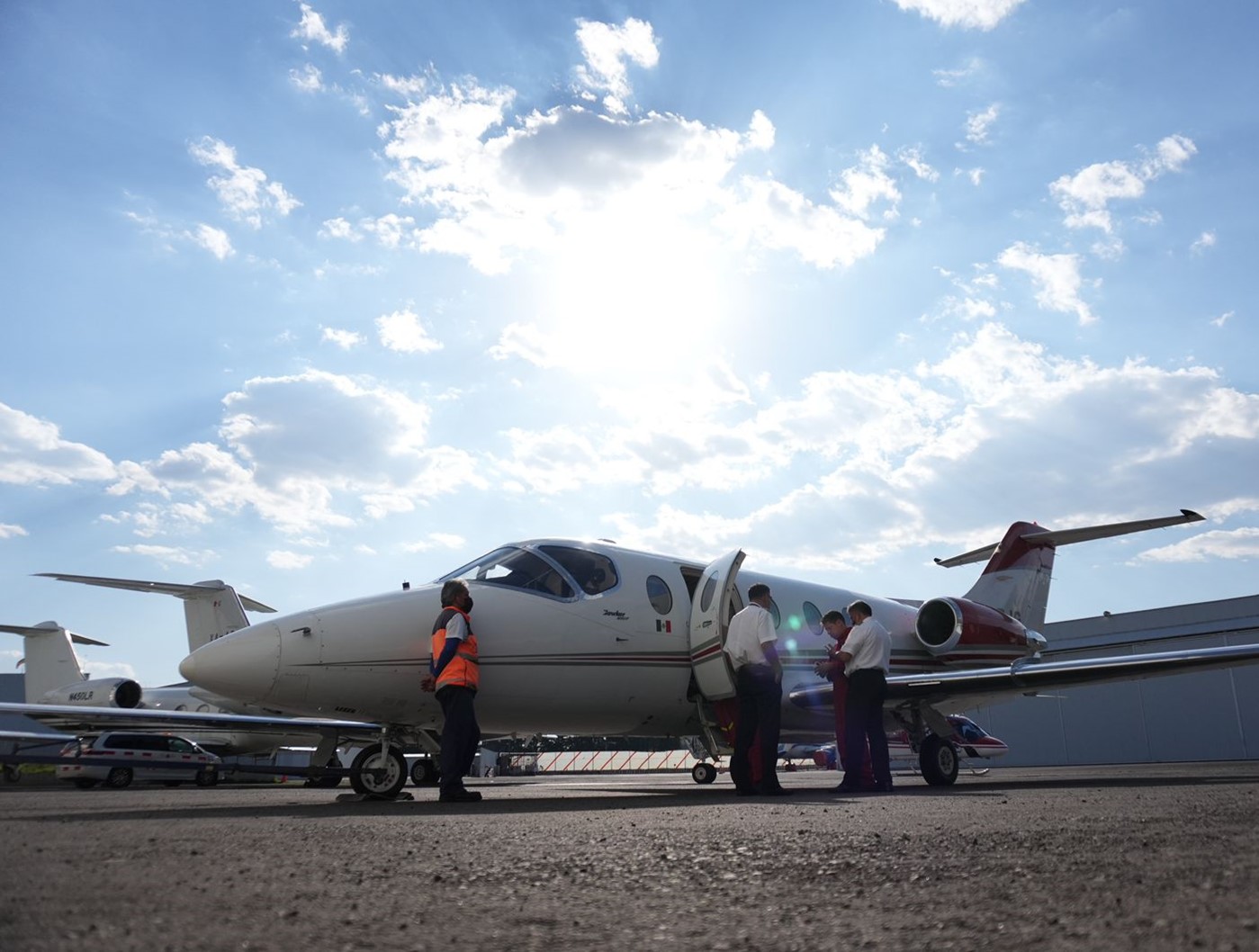 Realizan SSO y Grupo Relámpagos traslado aéreo de paciente pediátrico