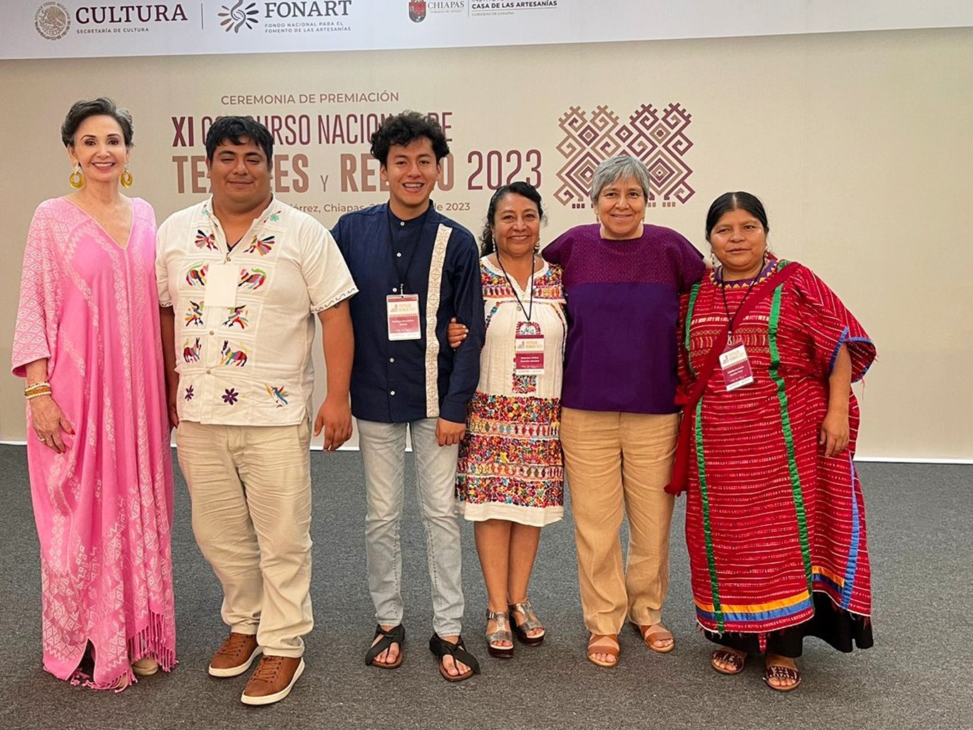 Logra Oaxaca premios en el XI Concurso Nacional de Textiles y Rebozo 2023
