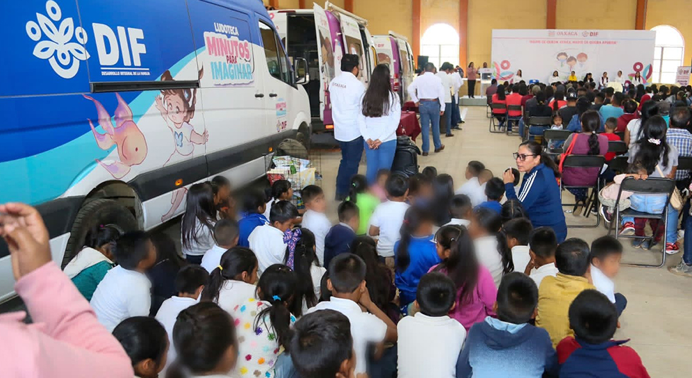 Recorrerá la Caravana de Unidades de Cuidados DIF municipios prioritarios de la Mixteca