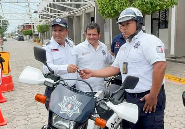 Entrega SSPC parque vehicular en San Juan Bautista Tuxtepec para garantizar la seguridad