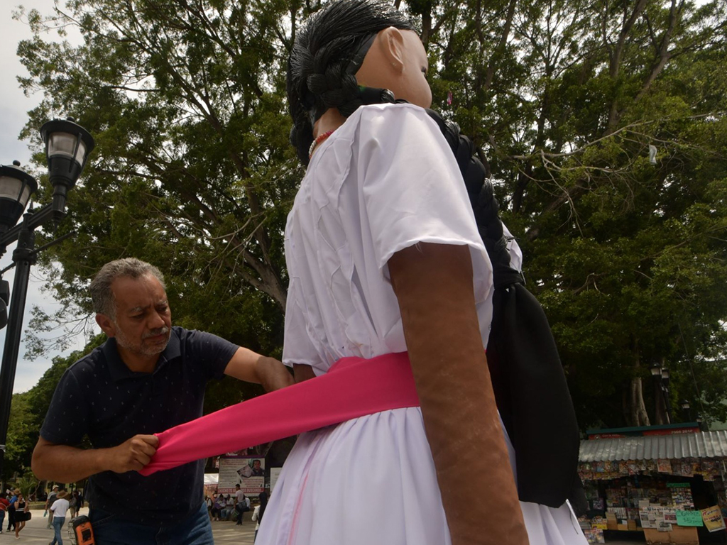 Oaxaqueñas y oaxaqueños somos dignos, alegres, trabajadores y gigantes: Tonatiuh Estrada