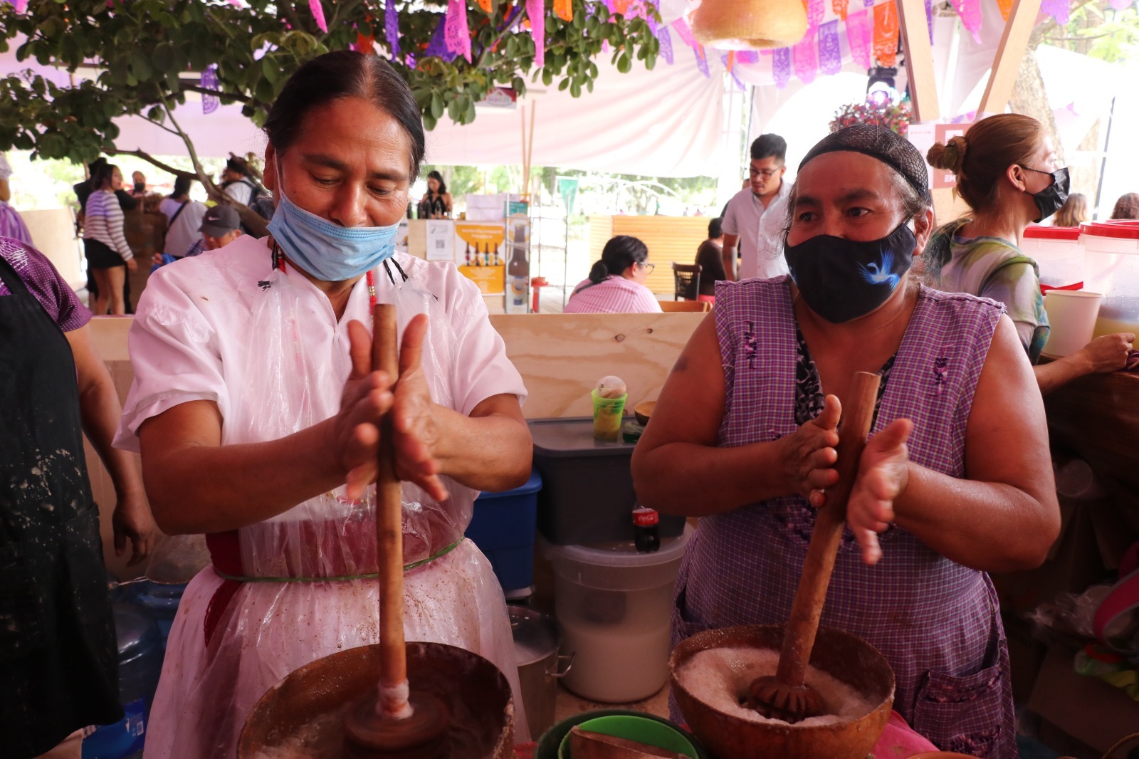 Pozontle, bebida ceremonial identitaria de la Sierra de Juárez