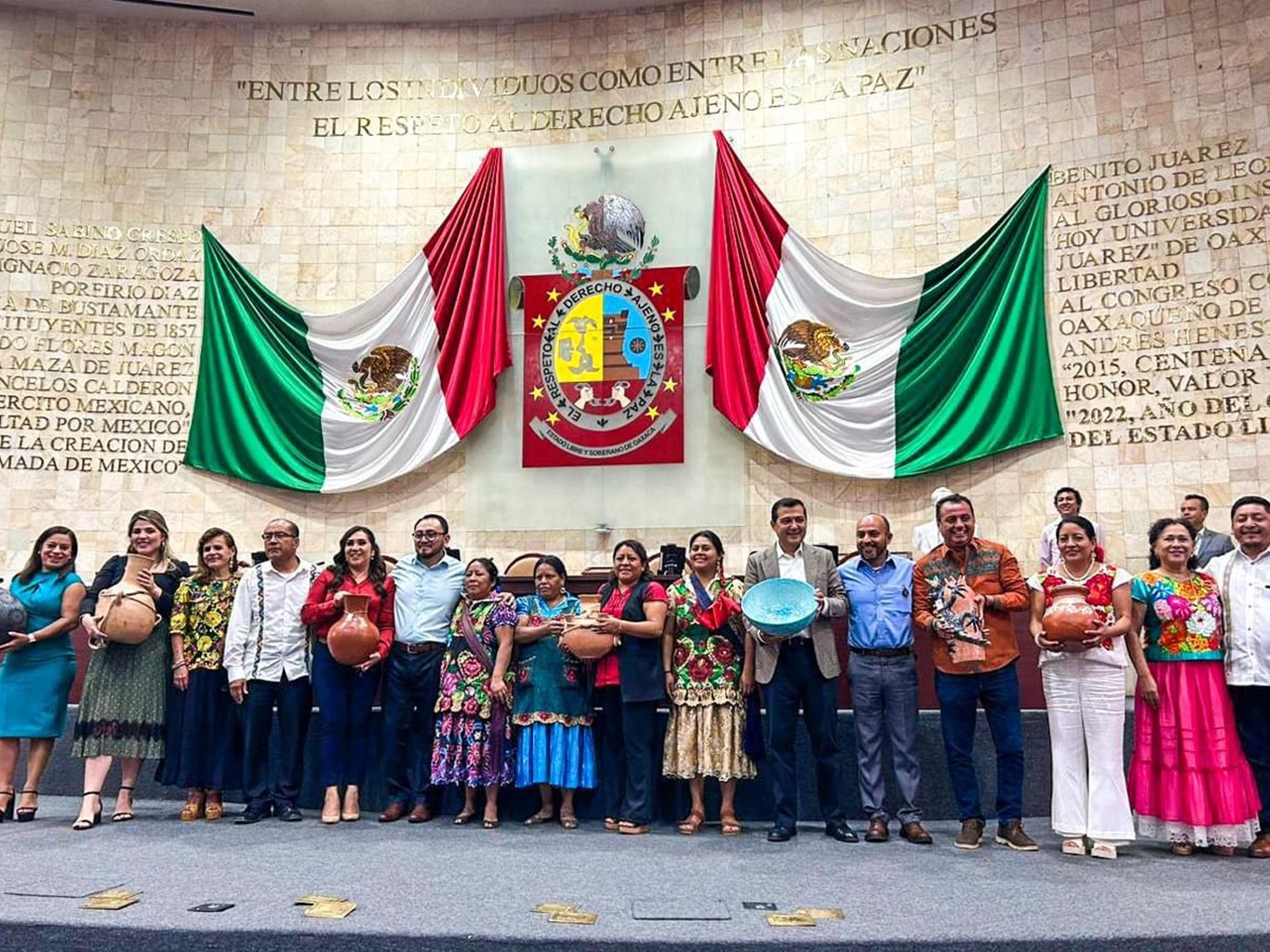 Celebra IFPA declaratoria de las técnicas artesanales de la alfarería oaxaqueña como Patrimonio Cultural Inmaterial de Oaxaca