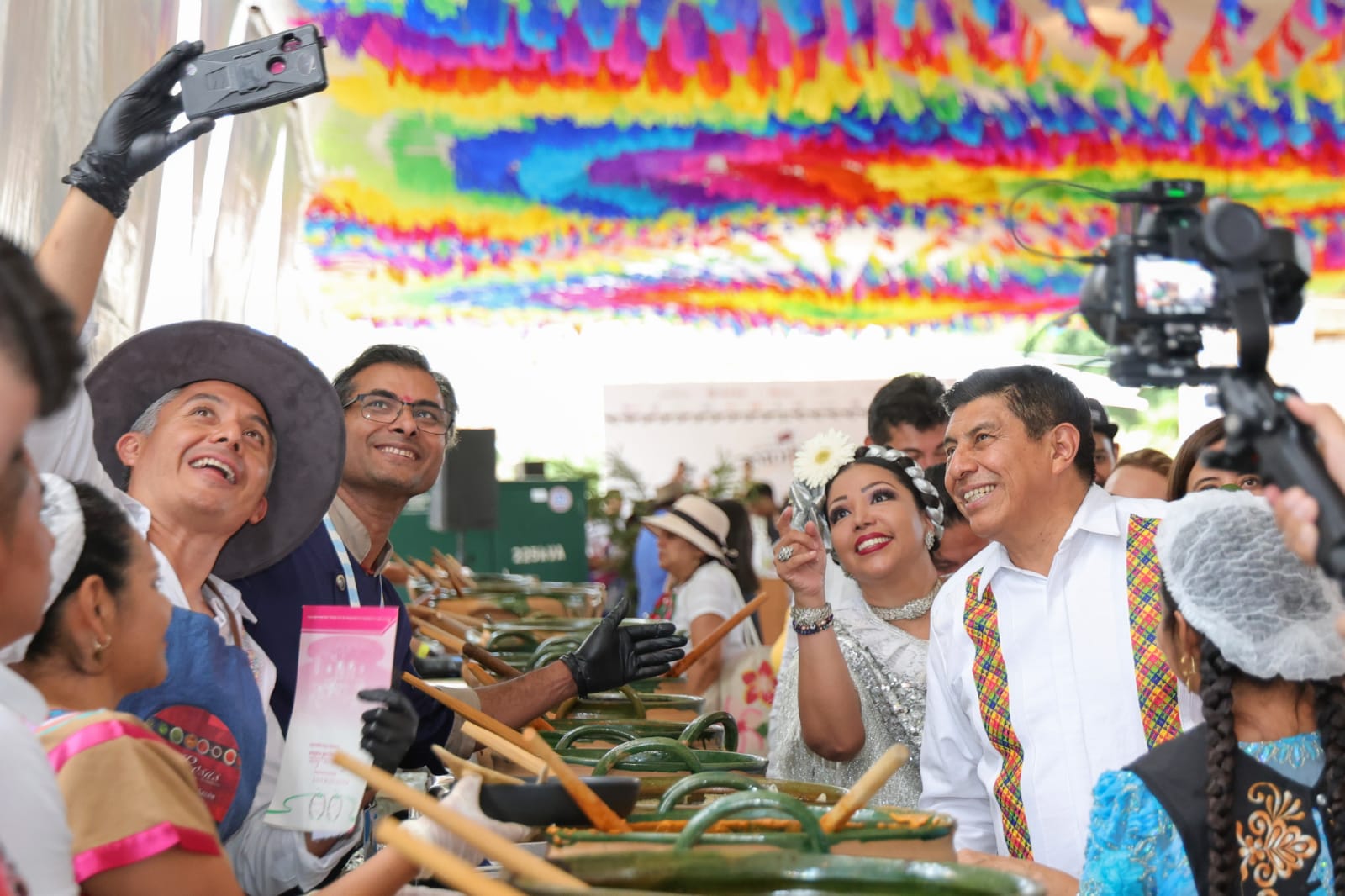 Festival de los Moles, exitosa muestra de la riqueza gastronómica de los pueblos de Oaxaca