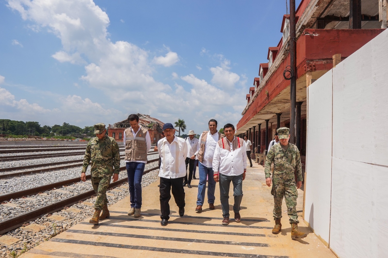 Avanza obra ferroviaria en Matías Romero, traerá economía y desarrollo a Oaxaca