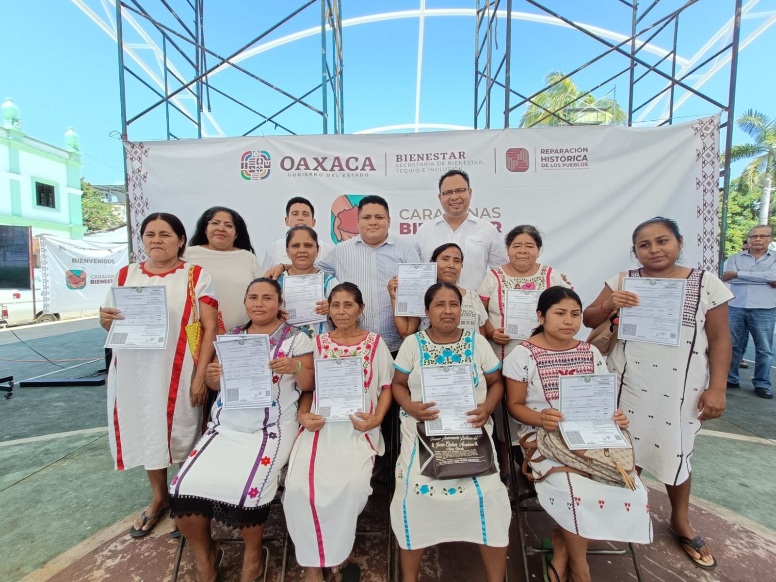 Beneficia Gobierno del Estado a más de 62 mil oaxaqueñas y oaxaqueños con Caravanas Bienestar