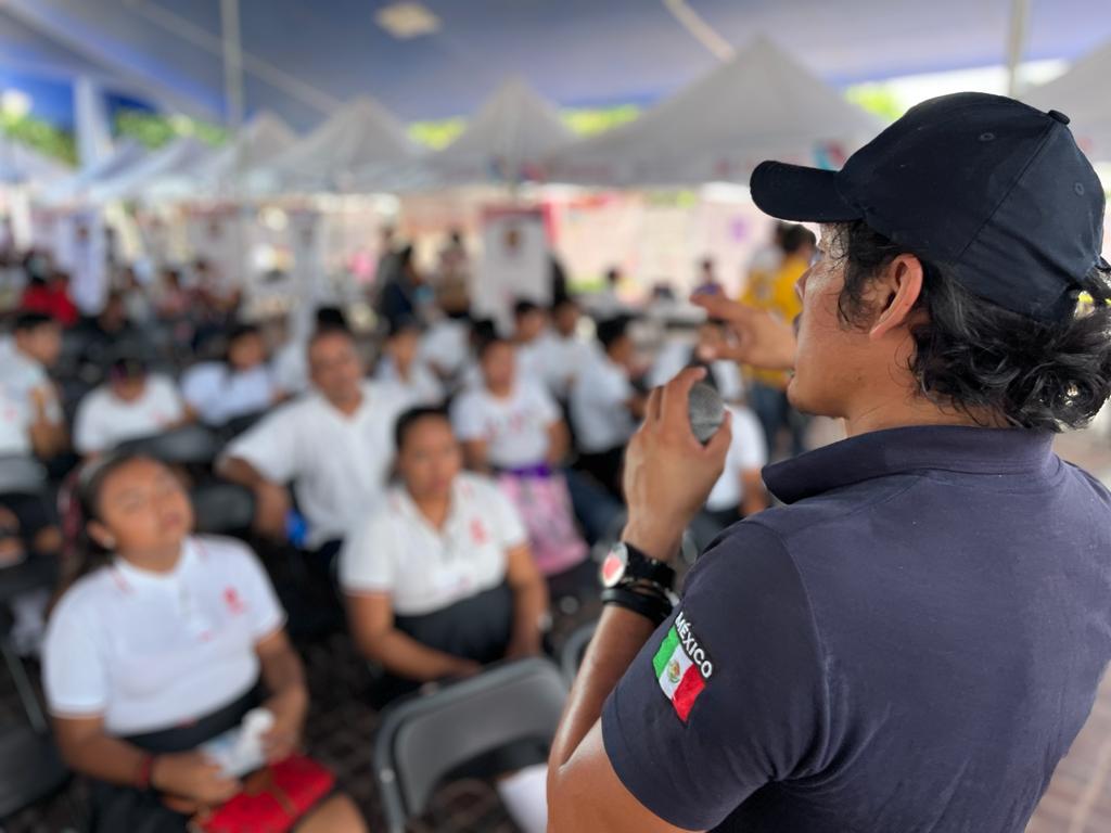 Beneficia SSPC a más de 450 personas en materia de prevención del delito en la Costa