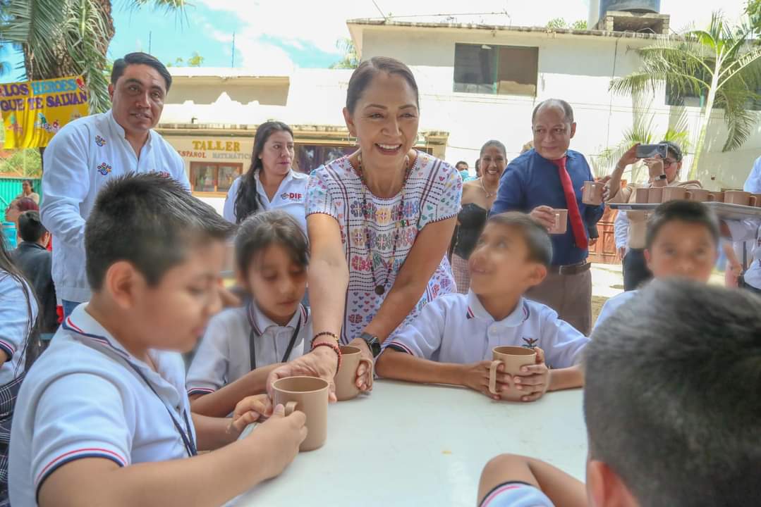 Celebra DIF Oaxaca aprobación de la Ley de los Derechos de Niñas, Niños y Adolescentes del Estado de Oaxaca