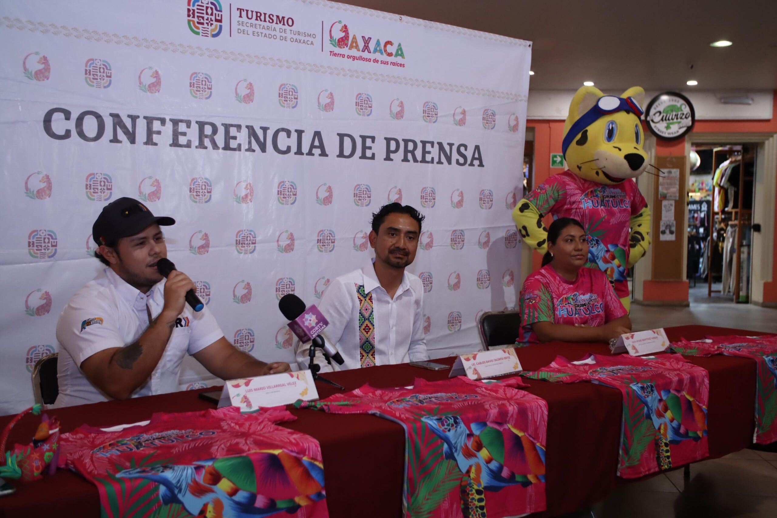 Huatulco, escenario ideal para Travesía de Aguas Abiertas: Sectur Oaxaca