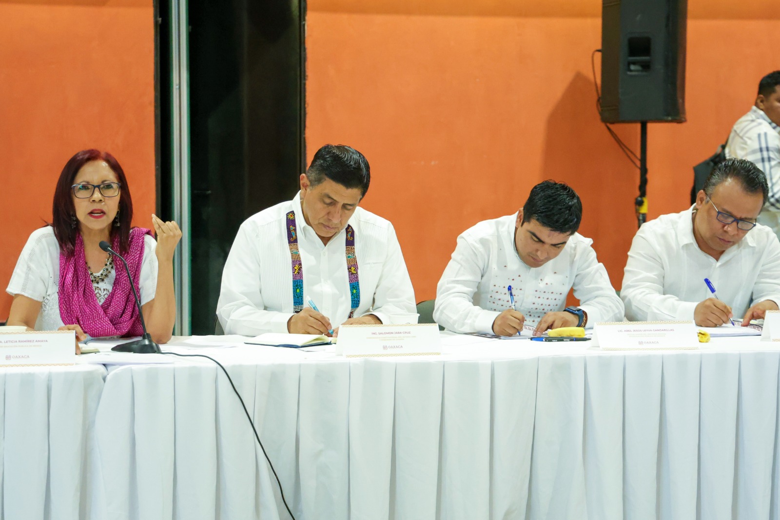 Ratifican Gobierno de Oaxaca y SEP compromiso con la educación de la entidad
