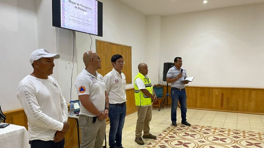 Protección Civil capacita a autoridades municipales en la región de la Costa
