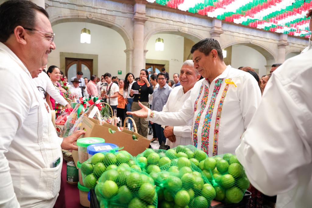 Otorga Gobierno de Oaxaca 591 mdp para financiamientos e incentivos a productores del campo