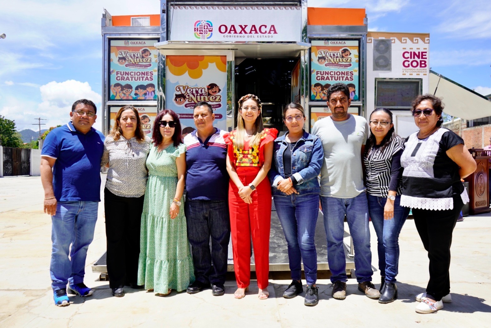 Inicia el Cine Gob en San Pablo Huitzo