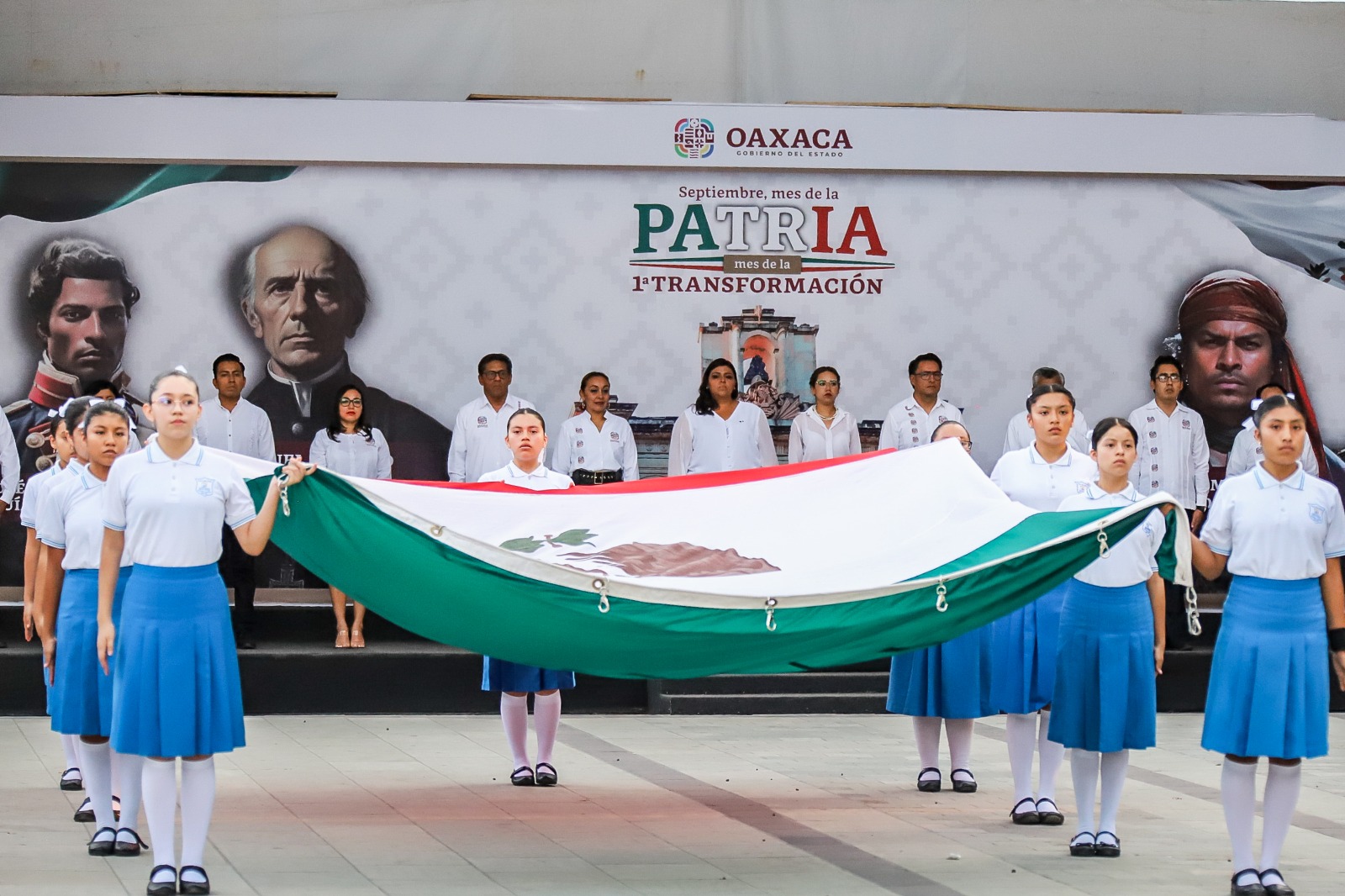 Trabajamos por la grandeza y transformación de Oaxaca siguiendo el ejemplo de nuestros héroes y heroínas: Elizabeth Álvarez