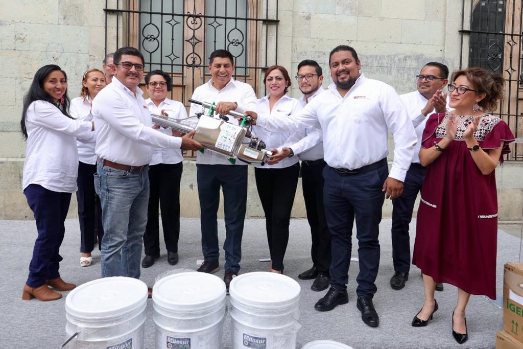 Da Salomón Jara banderazo de fortalecimiento de las estrategias contra el dengue