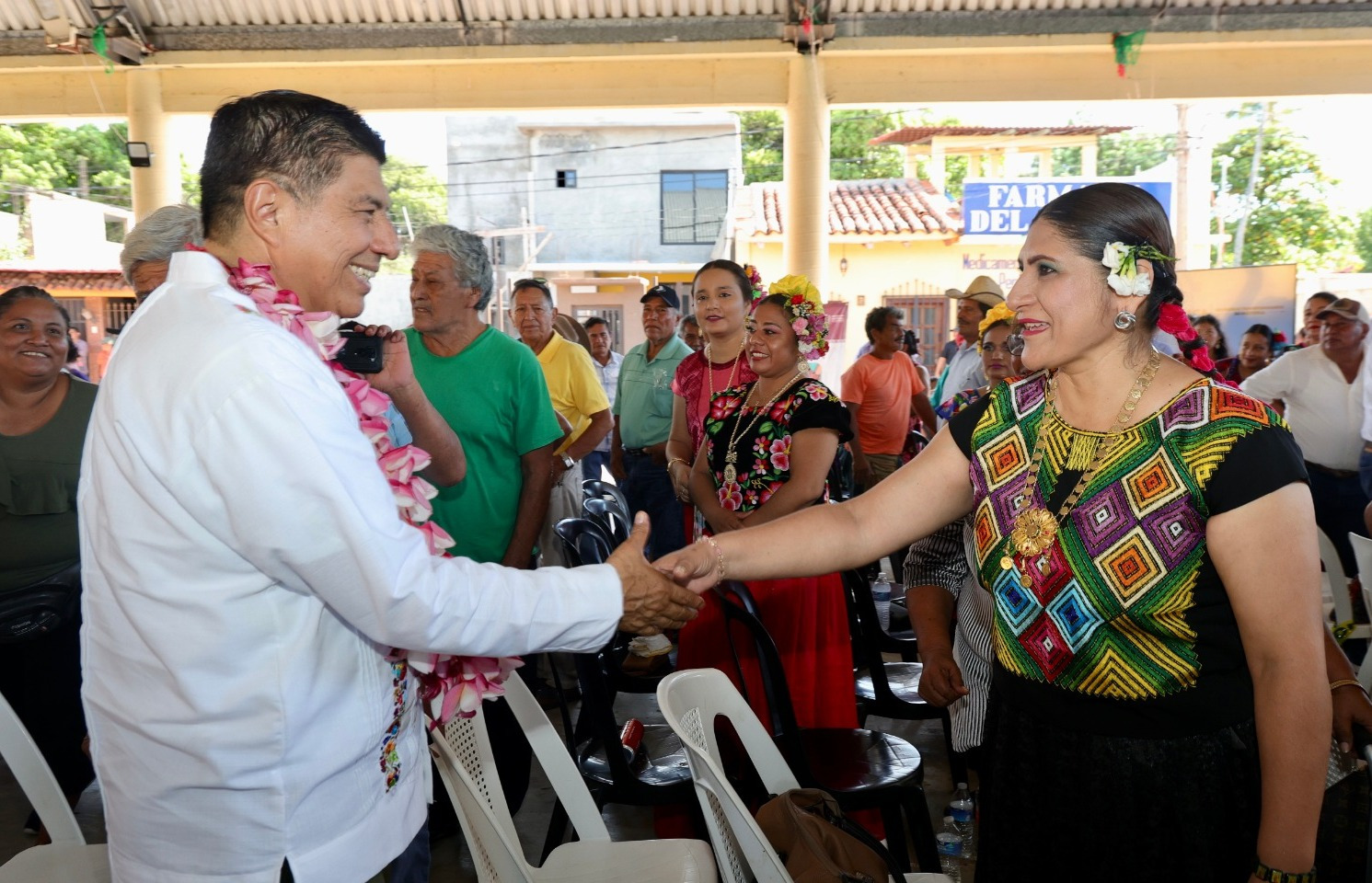 Santo Domingo Ingenio recibe atención del Gobierno Estatal