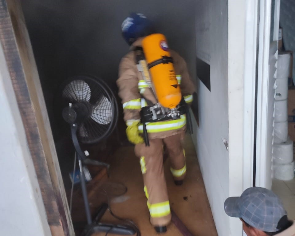 Atienden Bomberos incendio en hotel de Huatulco; no se reportan pérdidas humanas: SSPC