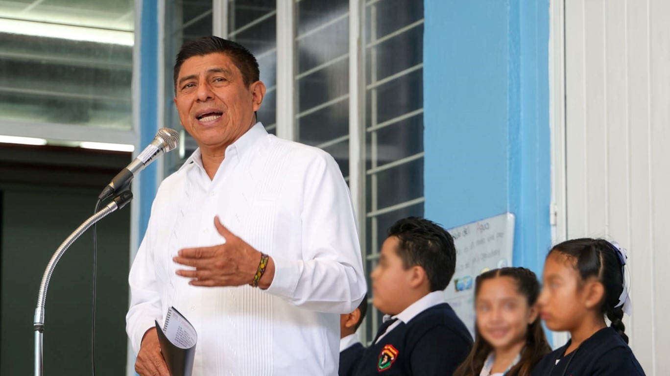 Reafirma Salomón Jara compromiso con la educación de niñas, niños y adolescentes