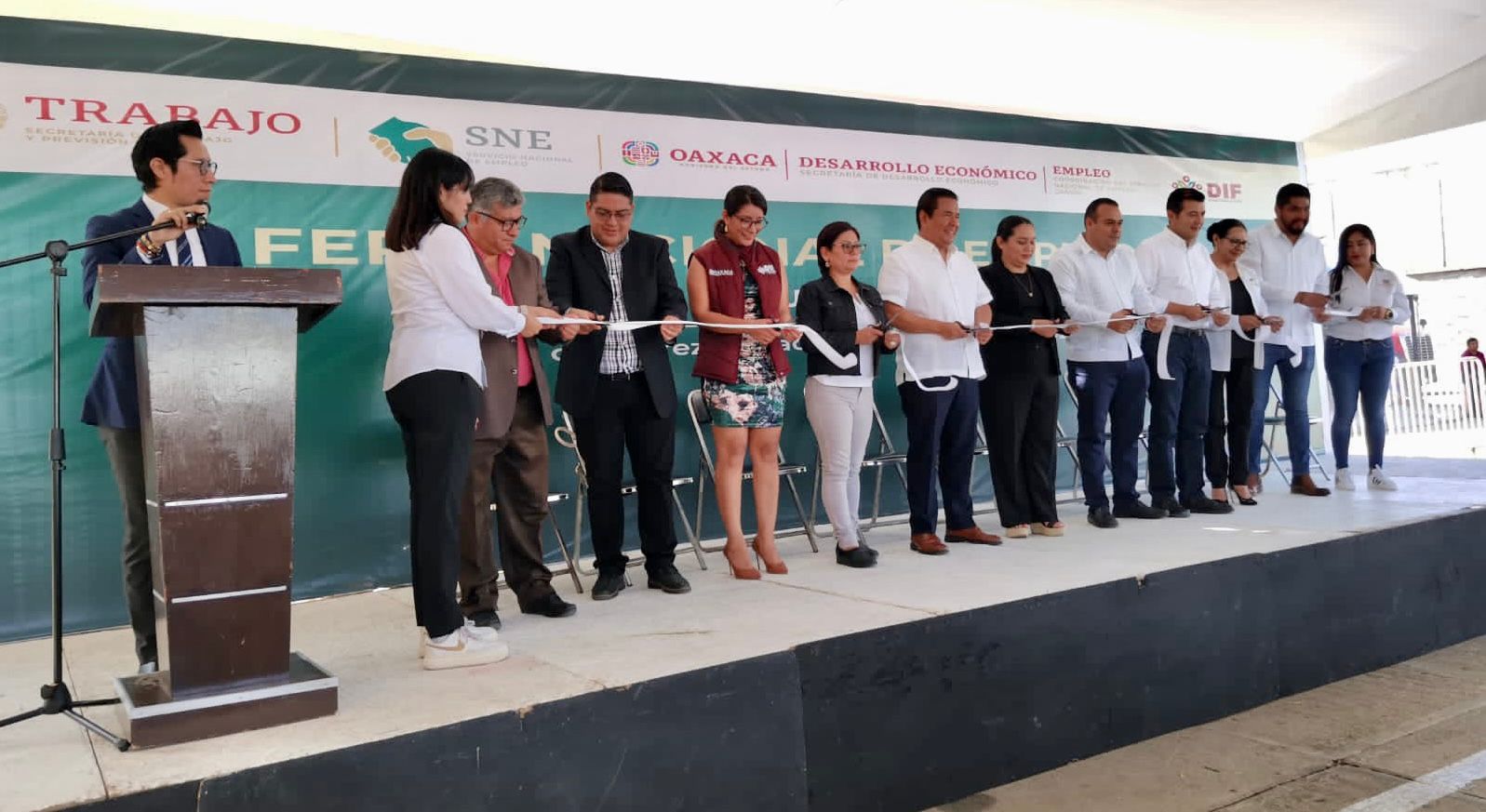 Ofertan más de 400 vacantes para personas con mayores barreras de acceso al empleo