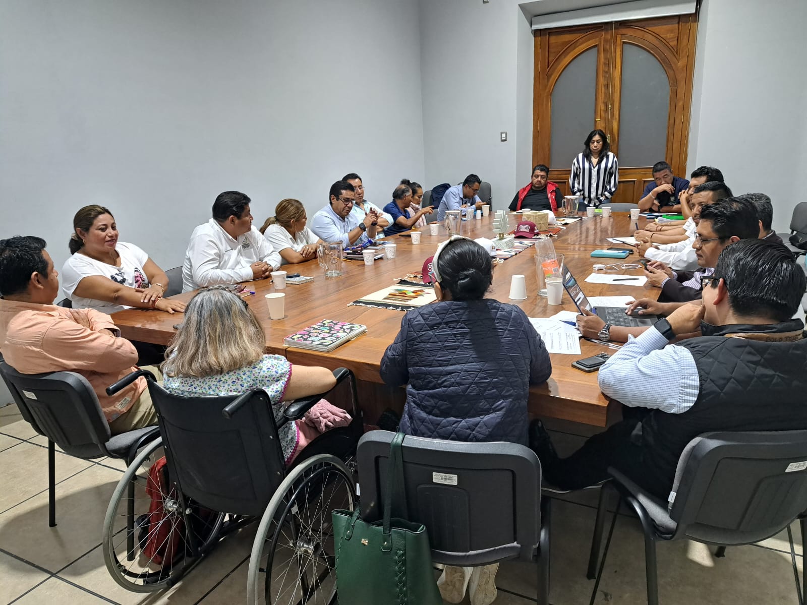Secretaría de Administración firma acuerdo laboral con FGEO y el STPEIDCEO