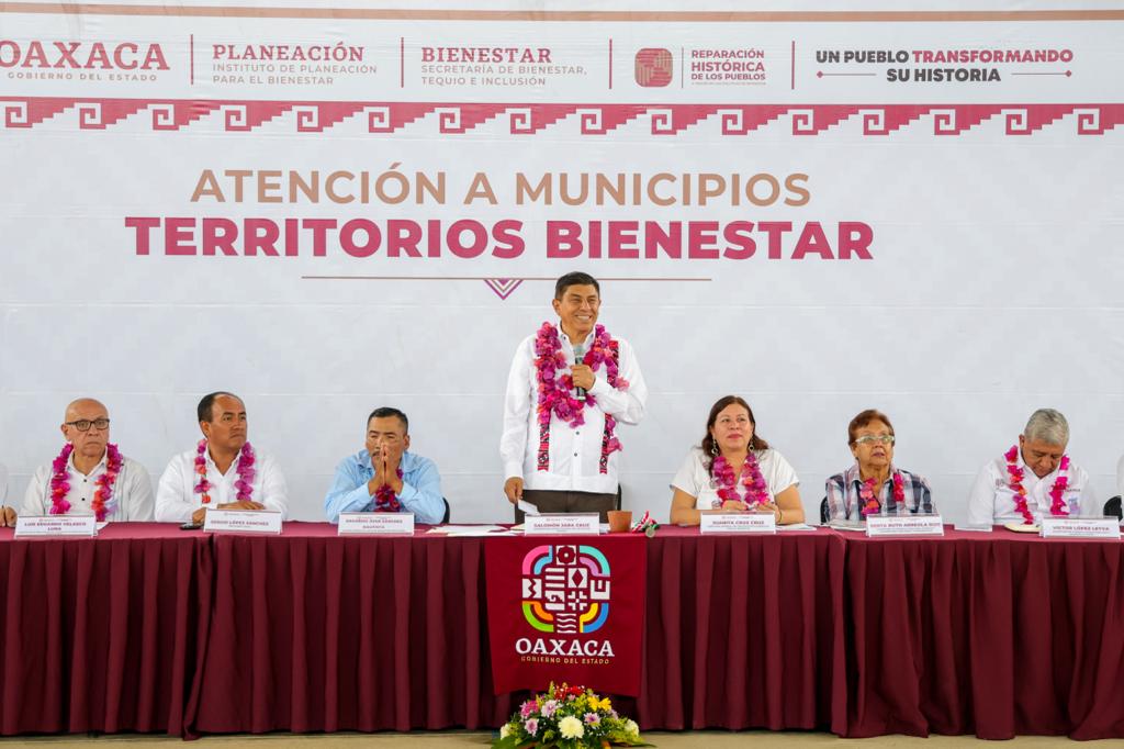 Impulsa Gobierno estatal la salud, educación, alimentación y autoempleo en San Sebastián Nopalera