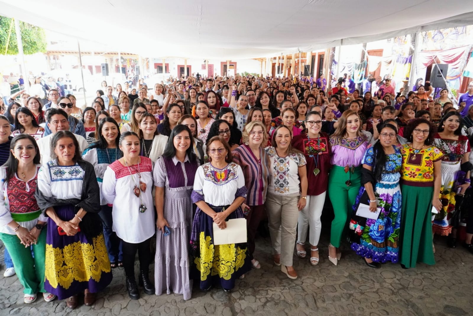 Oaxaca presente en el Encuentro Nacional Participación Política de las Mujeres Indígenas