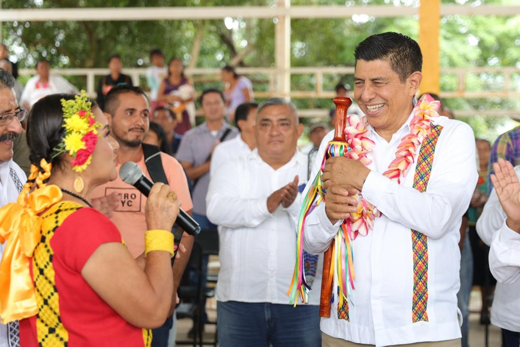 Con más de 33 mdp, Jara Cruz impulsa desarrollo de San Juan Guichicovi