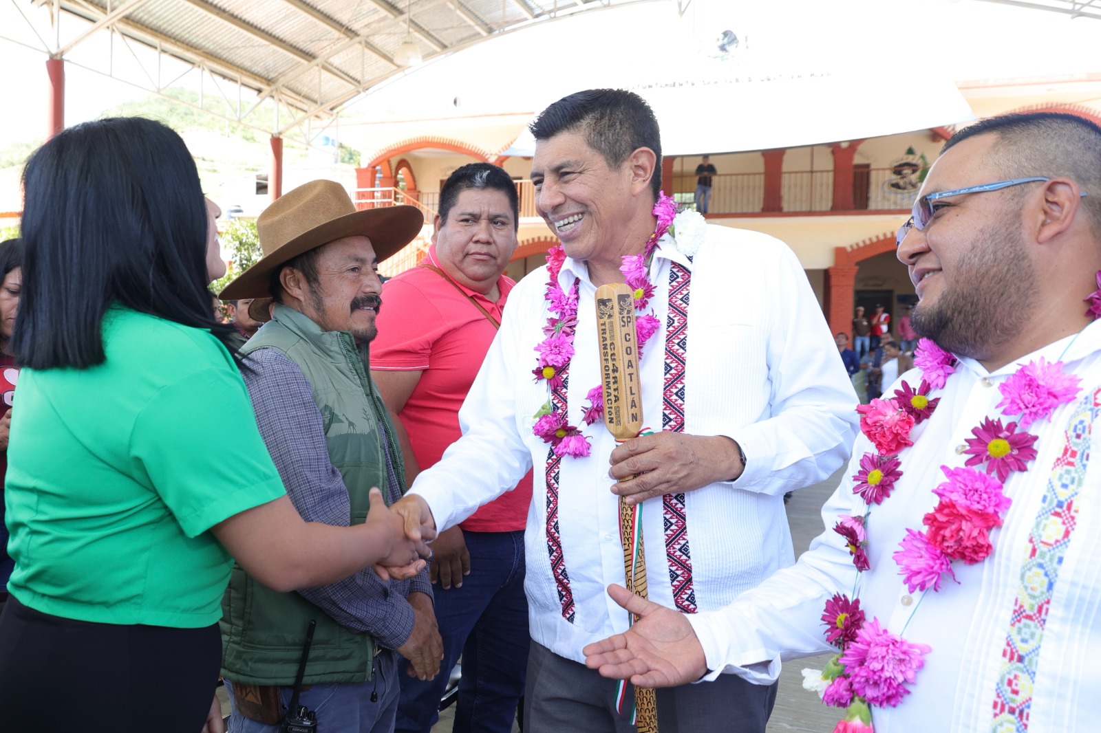 Tendrá San Pablo Coatlán obras de pavimentación, energía eléctrica y educativa