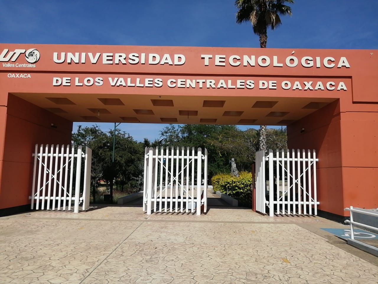 A través del diálogo resuelven conflicto en la UTVCO