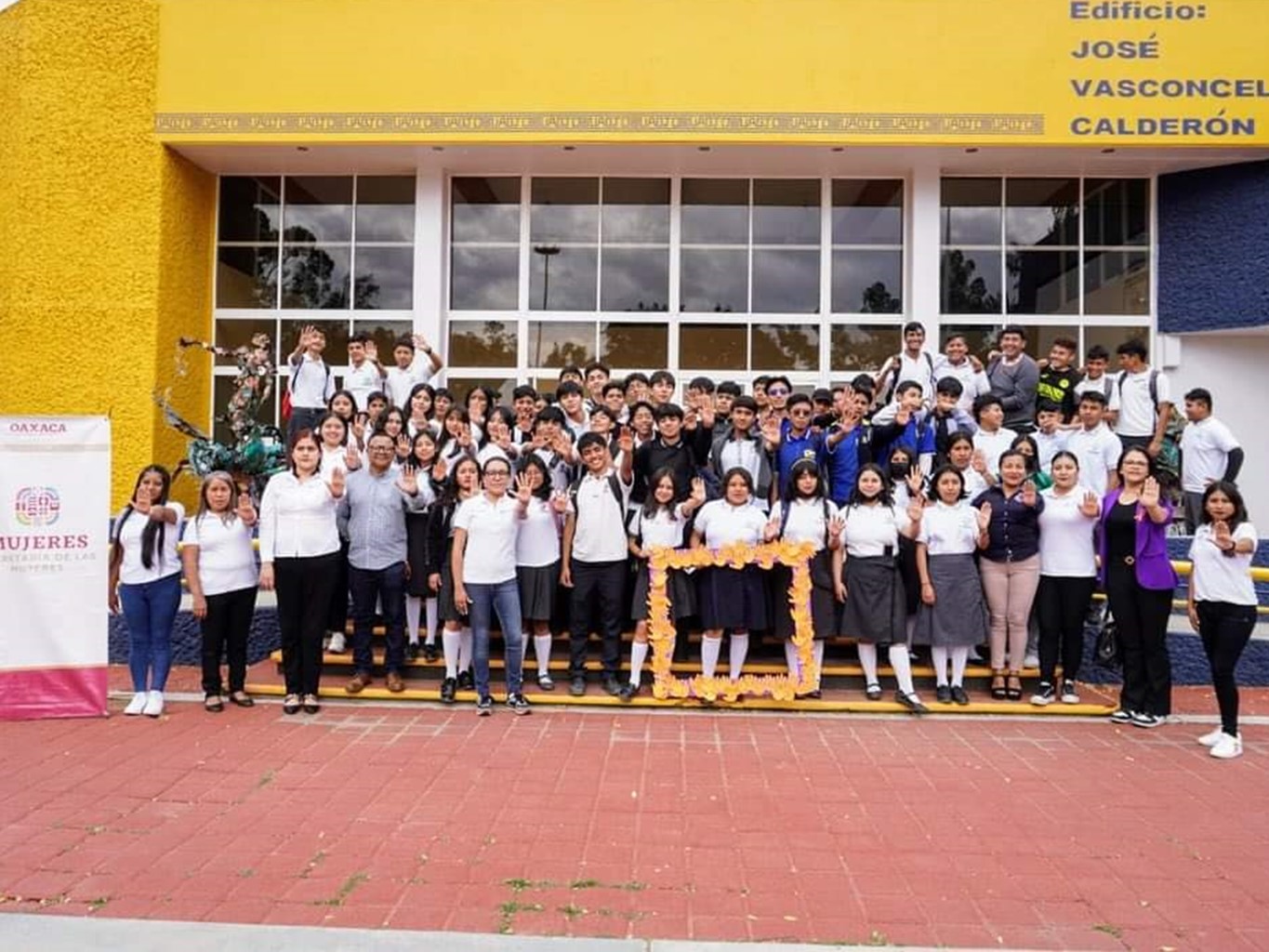 Impulsa Gobierno de Oaxaca estrategia para la prevención y atención de la violencia digital