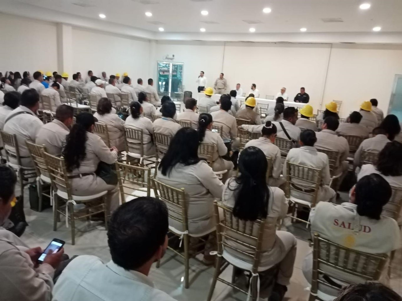 Personal de cascos amarillos se actualiza en lineamientos de vigilancia y control vectorial: SSO