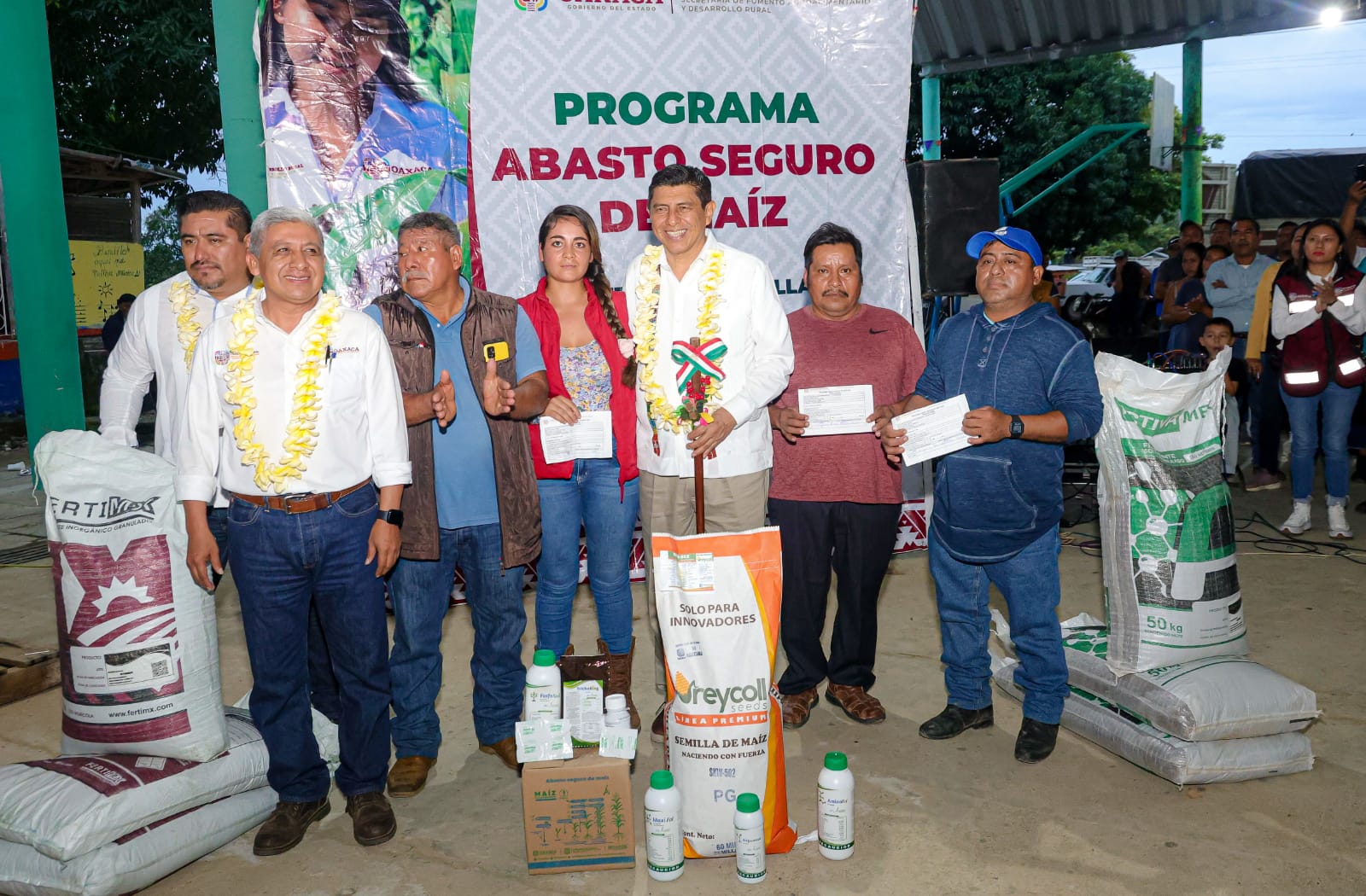 Apoyo decidido del Gobierno de Oaxaca para el campo de Jaltepec de Candayoc con 6.2 mdp