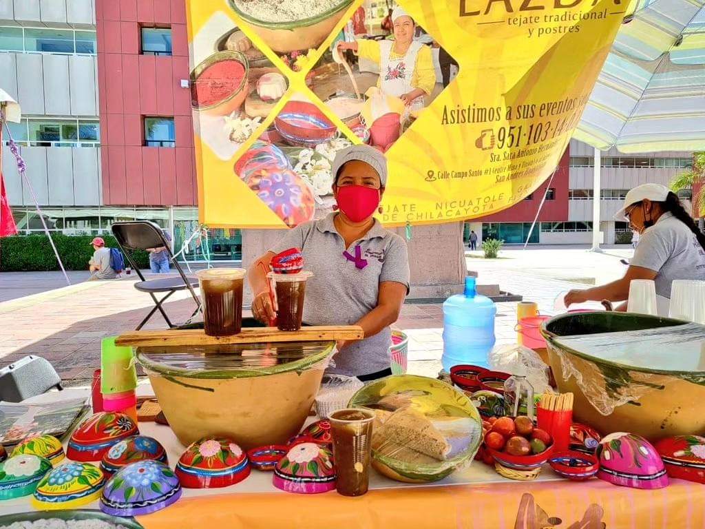 Coadyuva Secretaría de Administración a fortalecer la economía de familias oaxaqueñas